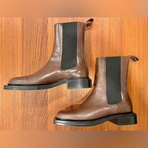 Zara Women’s Dark Brown Square Toe Leather Chelsea Boots